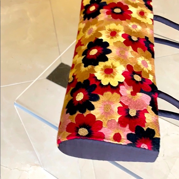 Embroidered Bag - Picture 5 of 5